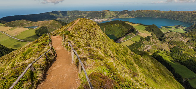 Walking track Sete Cidades Azores